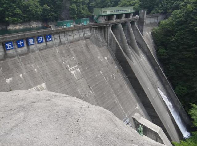 日本のダム百選
